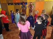 Karneval s Mirečkem a Leontýnkou